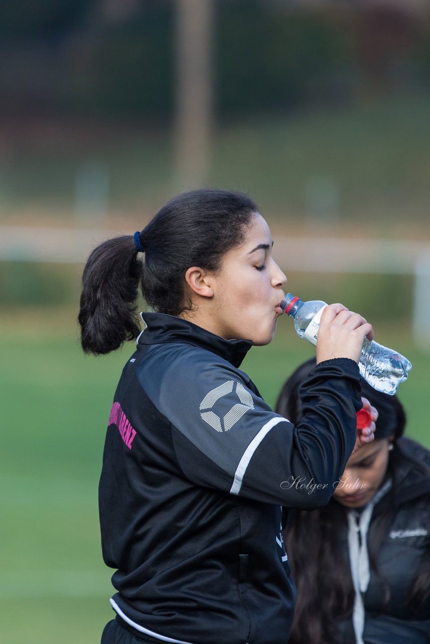 Bild 120 - wBJ MSG Steinhorst-Krummesse - VfL Pinneberg : Ergebnis: 2:0